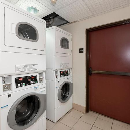 Red Roof Inn & Suites Newnan Kültér fotó