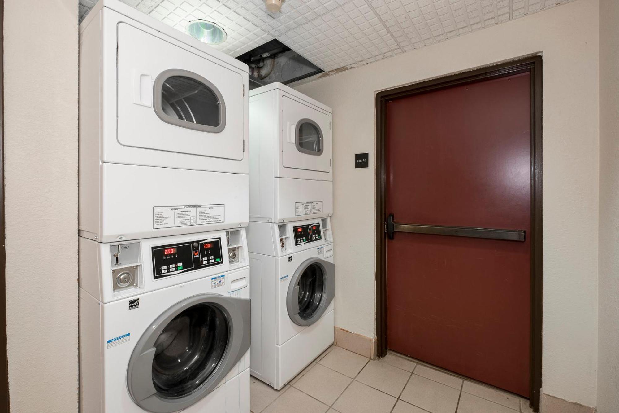 Red Roof Inn & Suites Newnan Kültér fotó